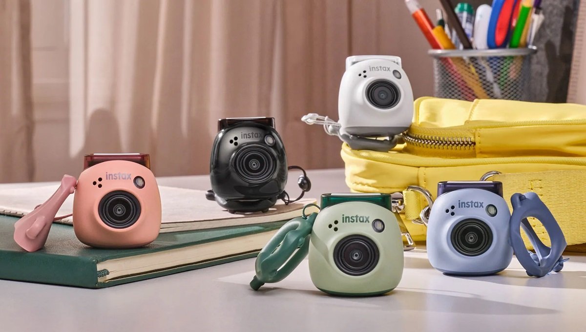 FUJIFILM announces the launch of INSTAX Pal