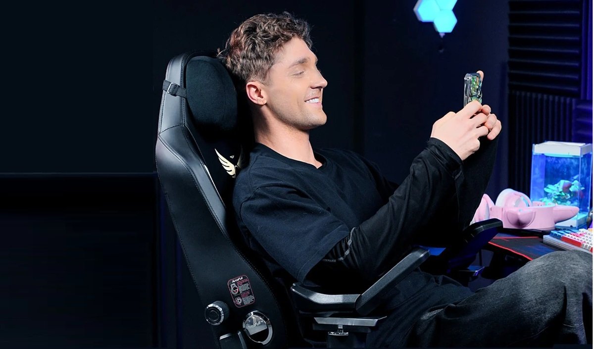 AutoFull launches gaming chair with heating and ventilation cushion