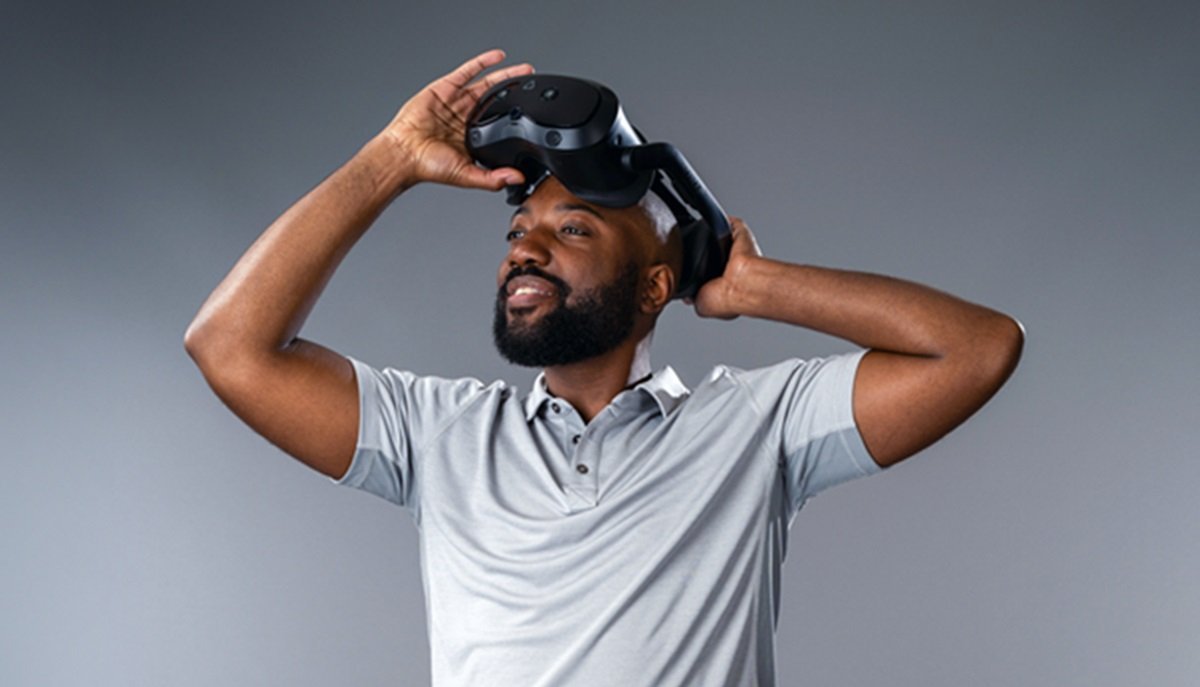 HTC VIVE launches VIVE Focus Vision XR headset