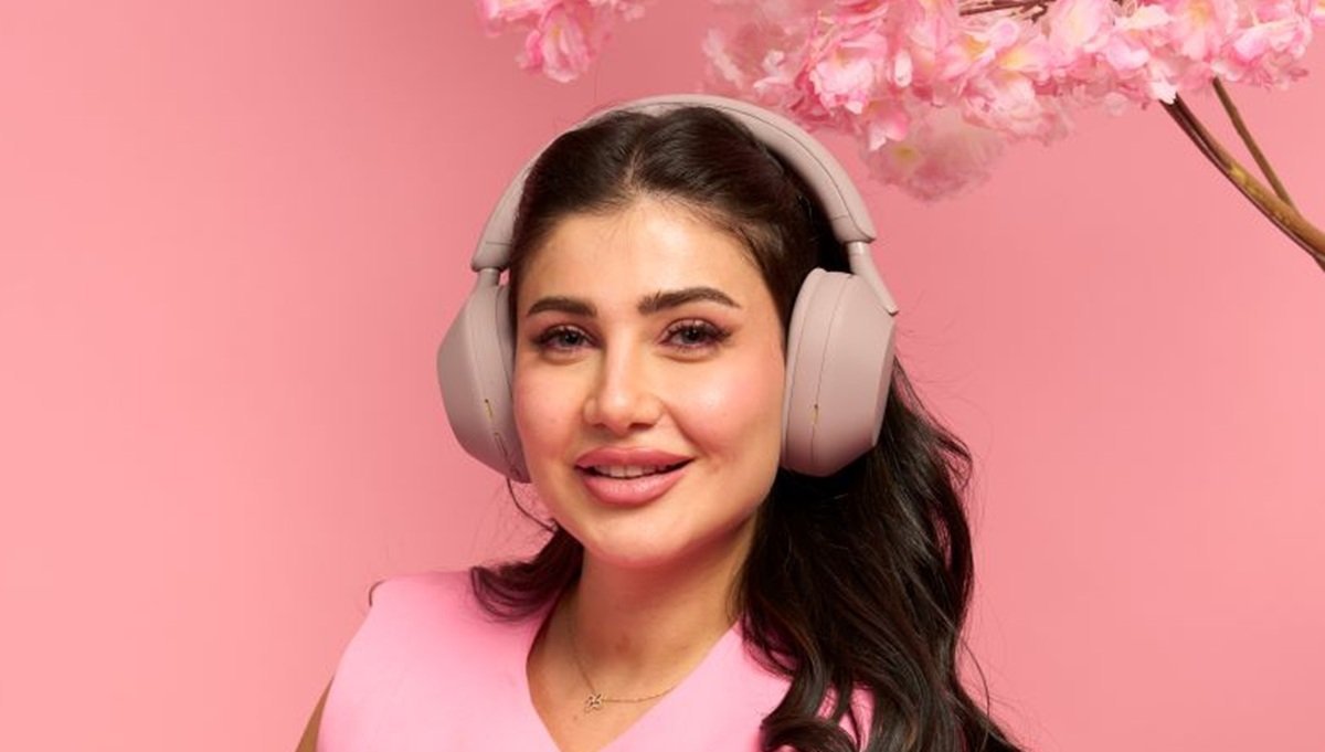 Sony merges fashion with sound to unveil new Smoky Pink edition headphones