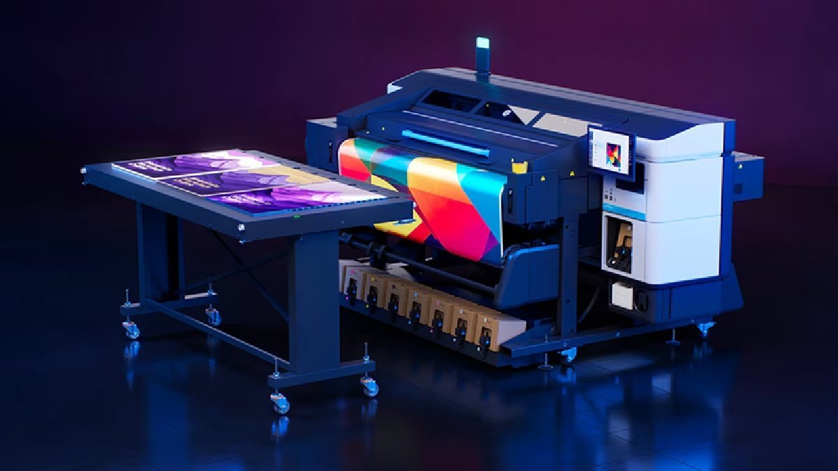 HP reveals new large-format printer