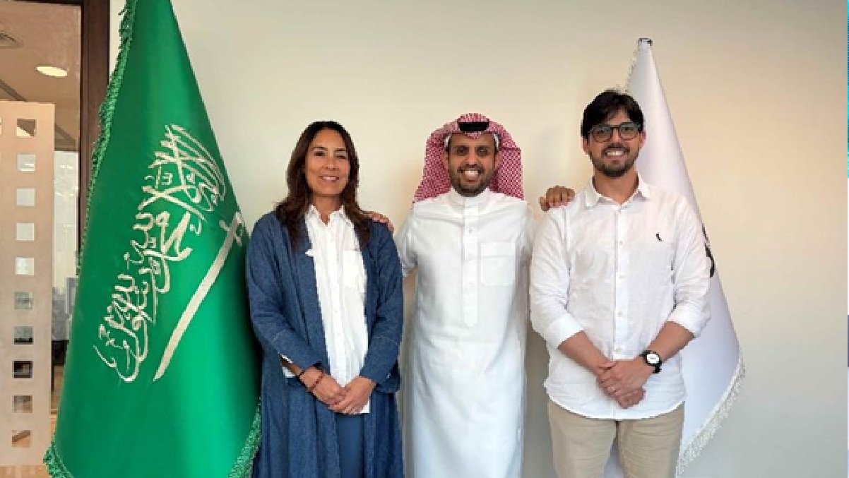 WakeCap buys Trackfy to expand its reach and capabilities