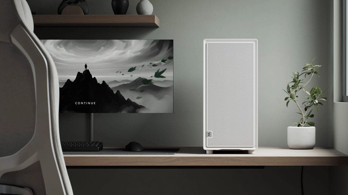 Fractal Design unveils larger-format PC case, Epoch XL