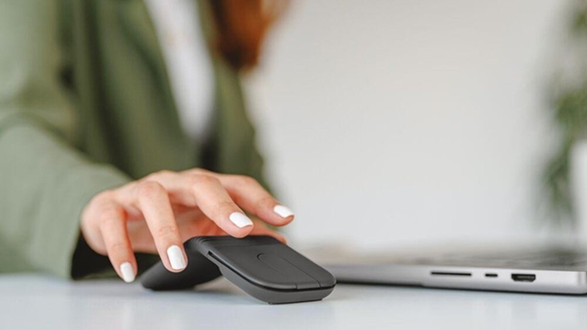 Logitech launches first ultra-portable foldable mouse