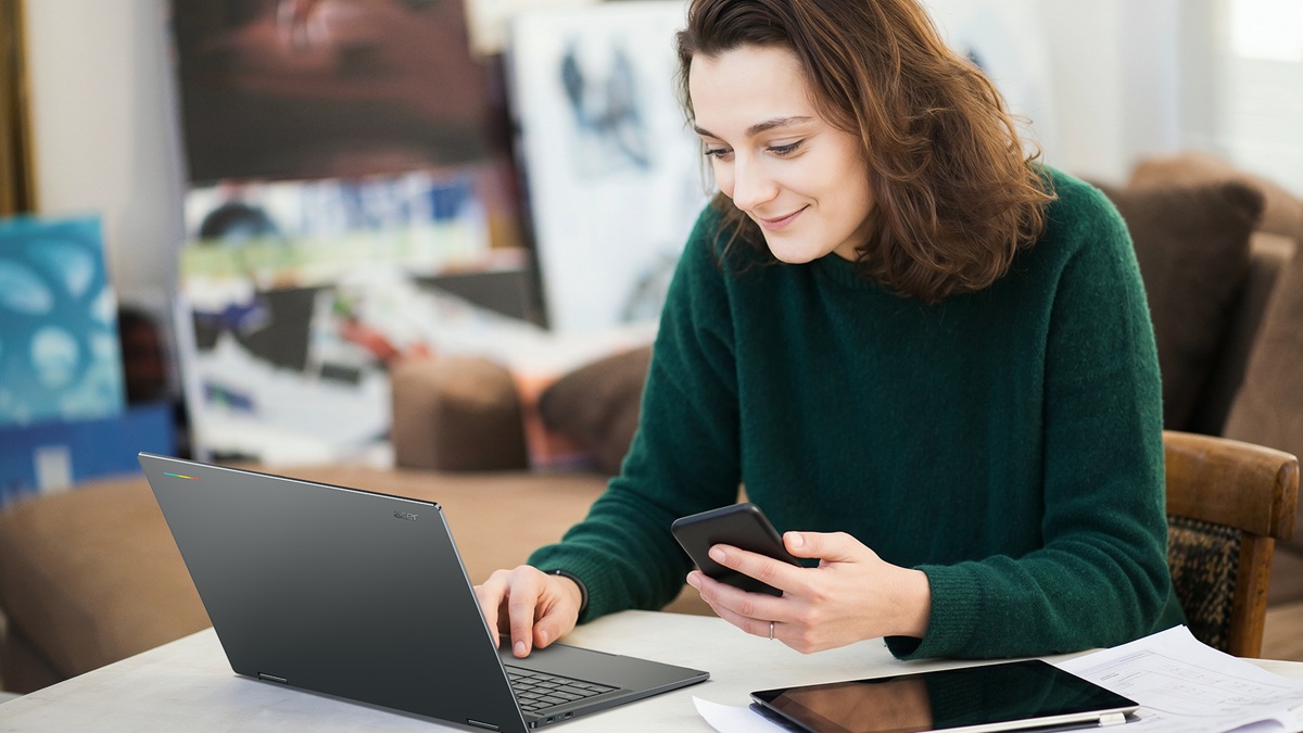 Acer launches convertible Googlebook 14